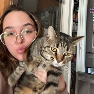 Meet your Posher, Alyson